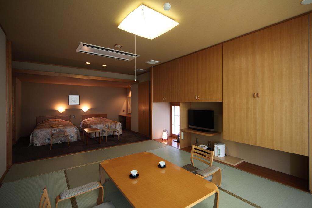 Kanko Hotel Taibokaku คาราสึ ภายนอก รูปภาพ